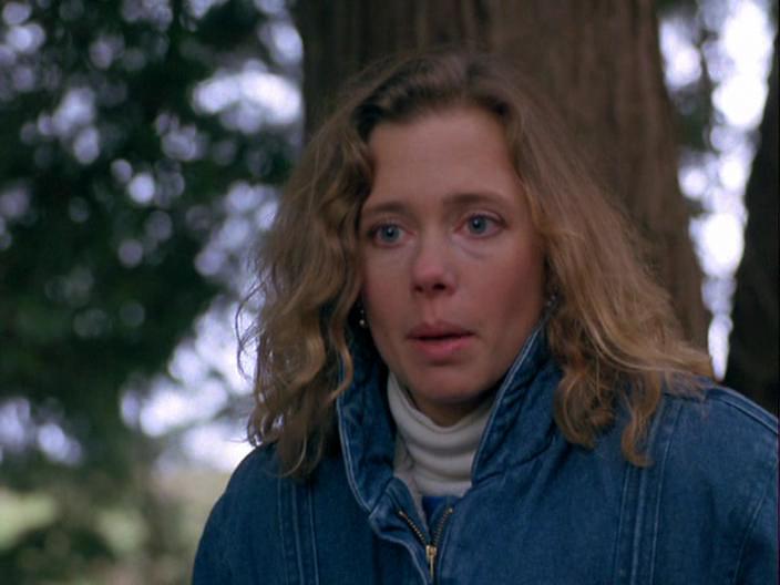 Кадр из фильма Американская готика / American Gothic (1987)