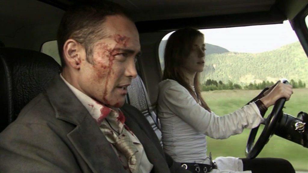 Кадр из фильма Агент пришельцев / Alien Agent (2007)