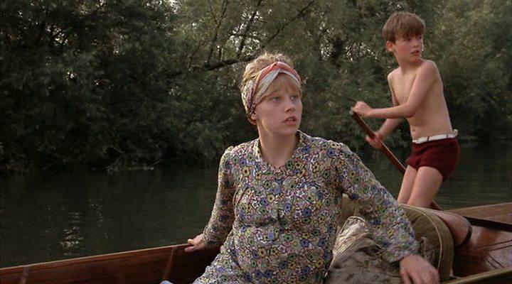 Кадр из фильма Надежда и слава / Hope and Glory (1987)
