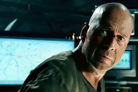 Кадр из фильма Крепкий орешек 4.0 / Live Free or Die Hard (2007)