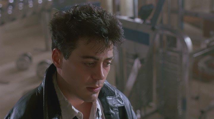 Кадр из фильма Меньше чем ноль / Less Than Zero (1987)