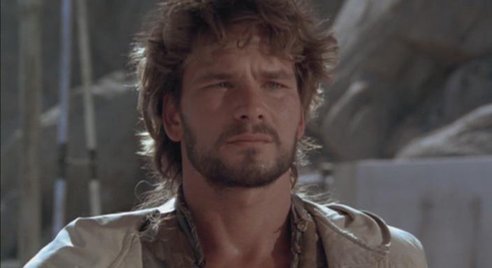 Кадр из фильма Стальной рассвет / Steel Dawn (1987)