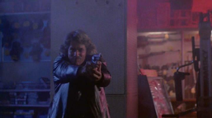 Кадр из фильма Смертельная красотка / Fatal Beauty (1987)