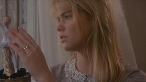 Кадры из фильма Цветы на чердаке / Flowers in the Attic (1987)