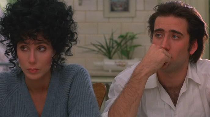Кадр из фильма Во власти Луны / Moonstruck (1987)
