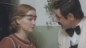 Кадры из фильма За кем замужем, певица? (1988)