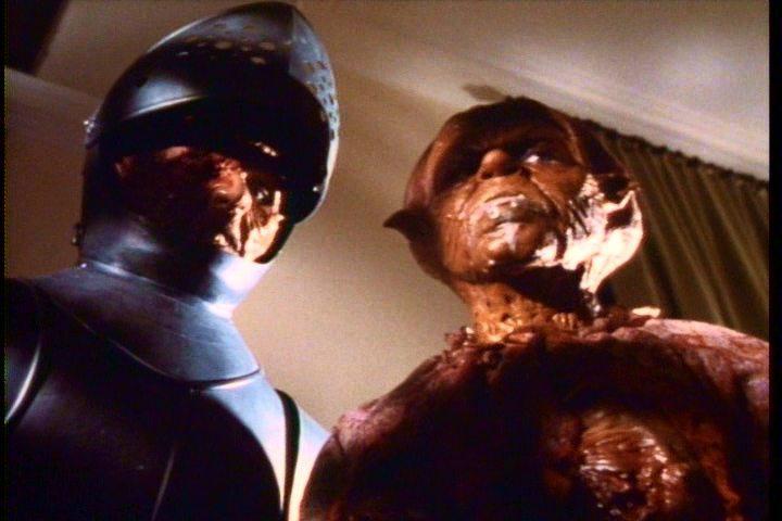 Кадр из фильма Бешеные бабушки / Les mémés cannibales (1988)