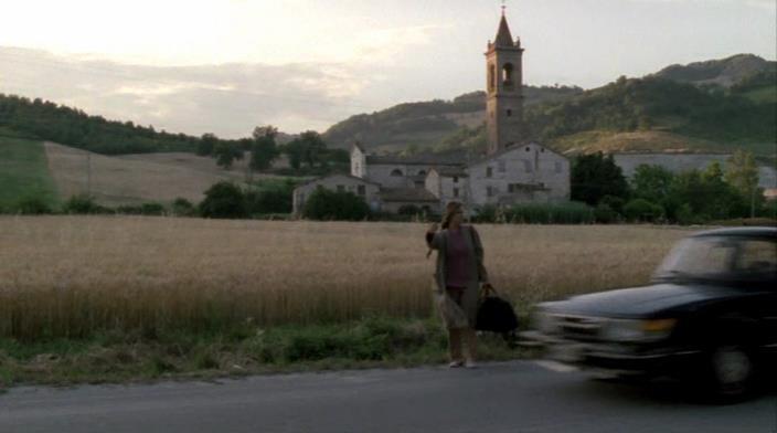 Кадр из фильма Шелест воробьиных крыльев / Il frullo del passero (1988)
