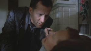 Кадры из фильма Полицейский / Cop (1988)
