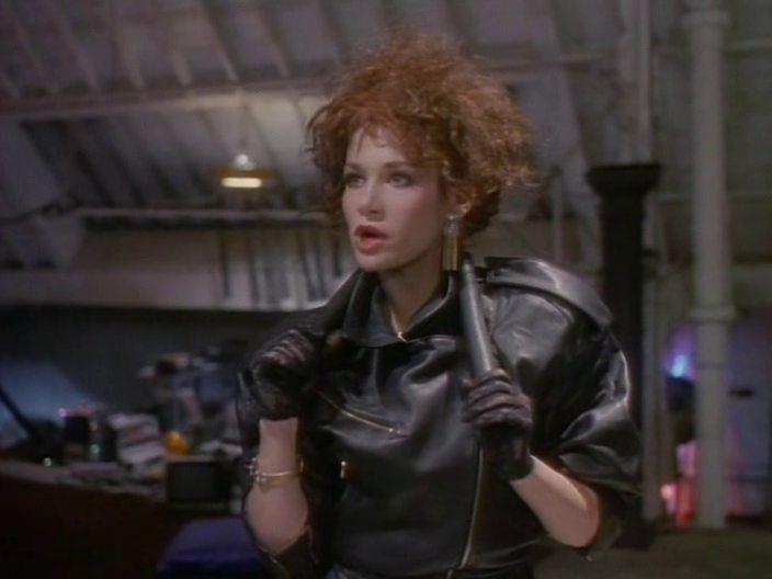 Кадр из фильма Катушка / Tapeheads (1988)
