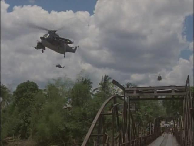 Кадр из фильма Брэддок: Без вести пропавшие 3 / Braddock: Missing in Action III (1988)