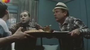 Кадры из фильма Везучая / This Is England '88 (1988)