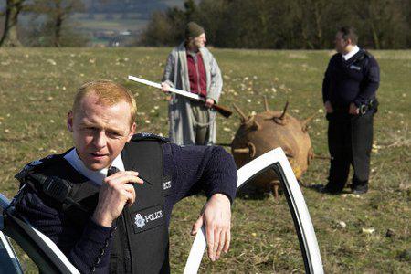 Кадр из фильма Типа крутые легавые / Hot Fuzz (2007)