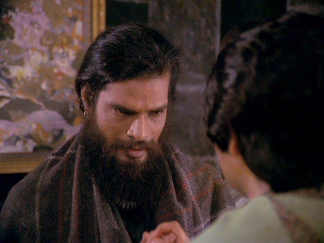 Кадр из фильма Страшный лес / Veerana (1988)