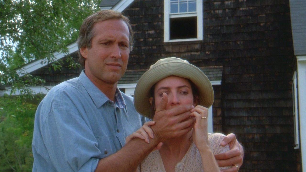 Кадр из фильма Забавная ферма / Funny Farm (1988)