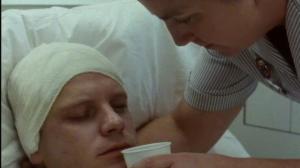 Кадры из фильма Разрушенный / Tumbledown (1988)