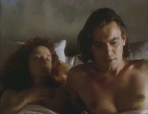 Кадр из фильма Похищенный рай / Stealing Heaven (1988)