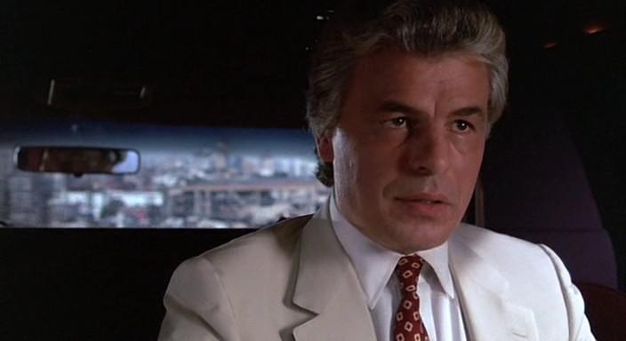 Кадр из фильма Большой бизнес / Big Business (1988)