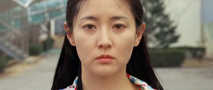 Кадр из фильма Сочувствие госпоже Месть / Chinjeolhan geumjassi (2007)