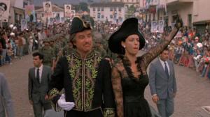 Кадры из фильма Луна над Парадором / Moon Over Parador (1988)