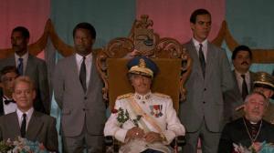 Кадры из фильма Луна над Парадором / Moon Over Parador (1988)