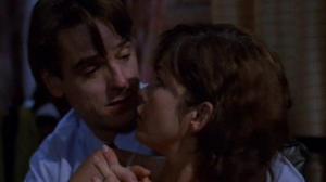 Кадры из фильма Связанные насмерть / Dead ringers (1988)