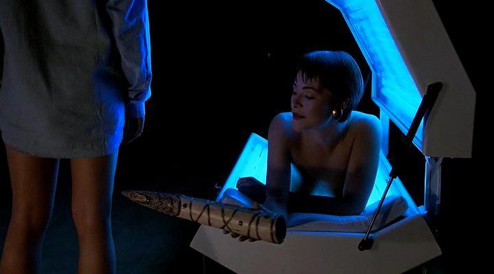 Кадр из фильма Логово белого червя / The Lair of the White Worm (1988)