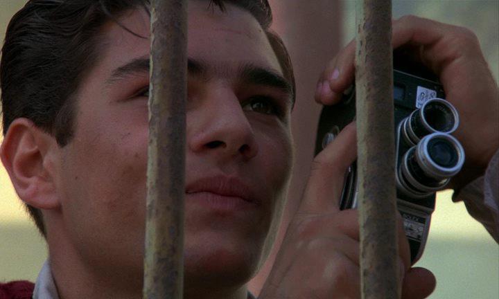 Кадр из фильма Новый кинотеатр «Парадизо» / Nuovo Cinema Paradiso (1988)