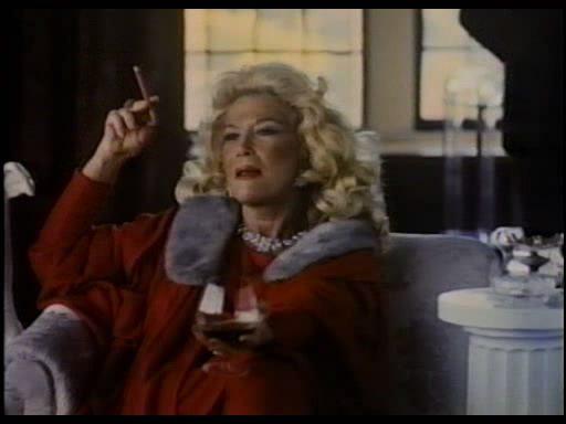 Кадр из фильма Омолаживатель / Rejuvenatrix (1988)