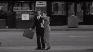 Кадры из фильма Чужие среди нас / They Live (1988)