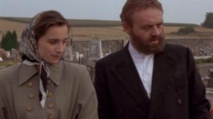 Кадры из фильма Десятый человек / The Tenth Man (1988)