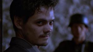 Кадры из фильма Десятый человек / The Tenth Man (1988)