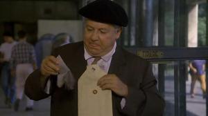 Кадры из фильма Фантоцци уходит на пенсию / Fantozzi va in pensione (1988)