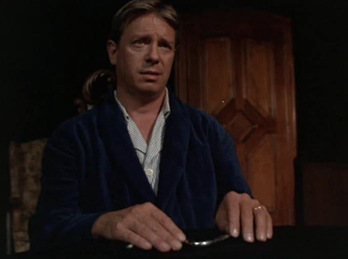 Кадр из фильма Темная сторона солнца / The Dark Side of the Sun (1988)