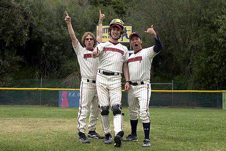 Кадр из фильма Скамейка запасных / The Benchwarmers (2006)