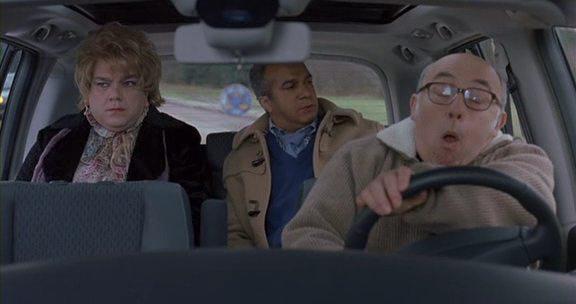 Кадр из фильма Мадам Ирма / Madame Irma (2006)