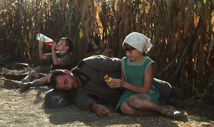 Кадр из фильма После войны / Après la guerre (1989)