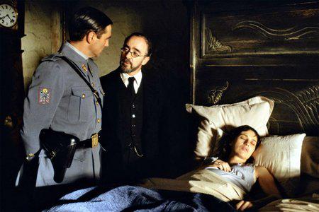 Кадр из фильма Лабиринт Фавна / El Laberinto del Fauno (2006)