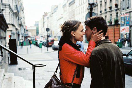 Кадр из фильма Париж, я люблю тебя / Paris, je t'aime (2006)
