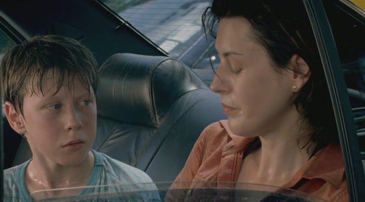 Кадр из фильма Цунами / Tsunami: The Aftermath (2006)