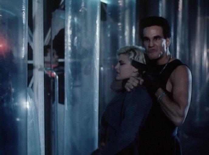 Кадр из фильма Криминальная зона / Crime Zone (1989)