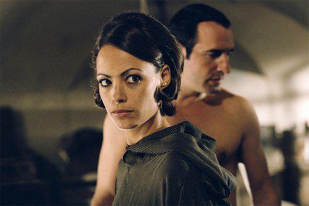 Кадр из фильма Агент 117 / OSS 117: Le Caire nid d'espions (2006)