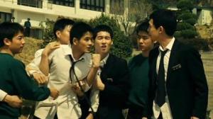 Кадры из фильма Верховный гангстер / Pongryeoksseokeul (2006)