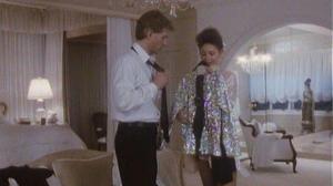 Кадры из фильма Объект желания / Blue Angel Cafe (1989)
