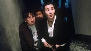 Кадры из фильма В объятиях любви / Qiu ai ye jing hun (1989)