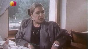 Кадры из фильма Любовь с привилегиями (1989)