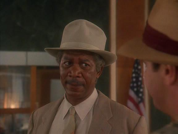 Кадр из фильма Шофер Мисс Дэйзи / Driving Miss Daisy (1989)