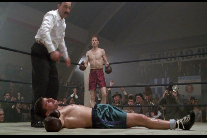 Кадр из фильма Триумф духа / Triumph of the Spirit (1989)