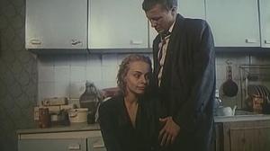 Кадры из фильма Дрянь (1990)