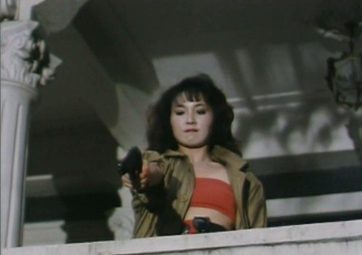 Кадр из фильма Куклы-убийцы / Jing tian long hu bao (1990)